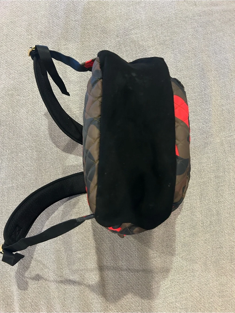 SMELL PROOF double zipper Cookies Quilted Camo Backpack in Red and Brown